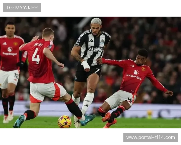 曼联多一人输球背后：数据揭示进攻效率低下